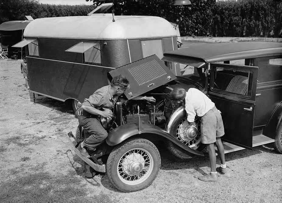 1937TrailerParkinFlorida.jpg