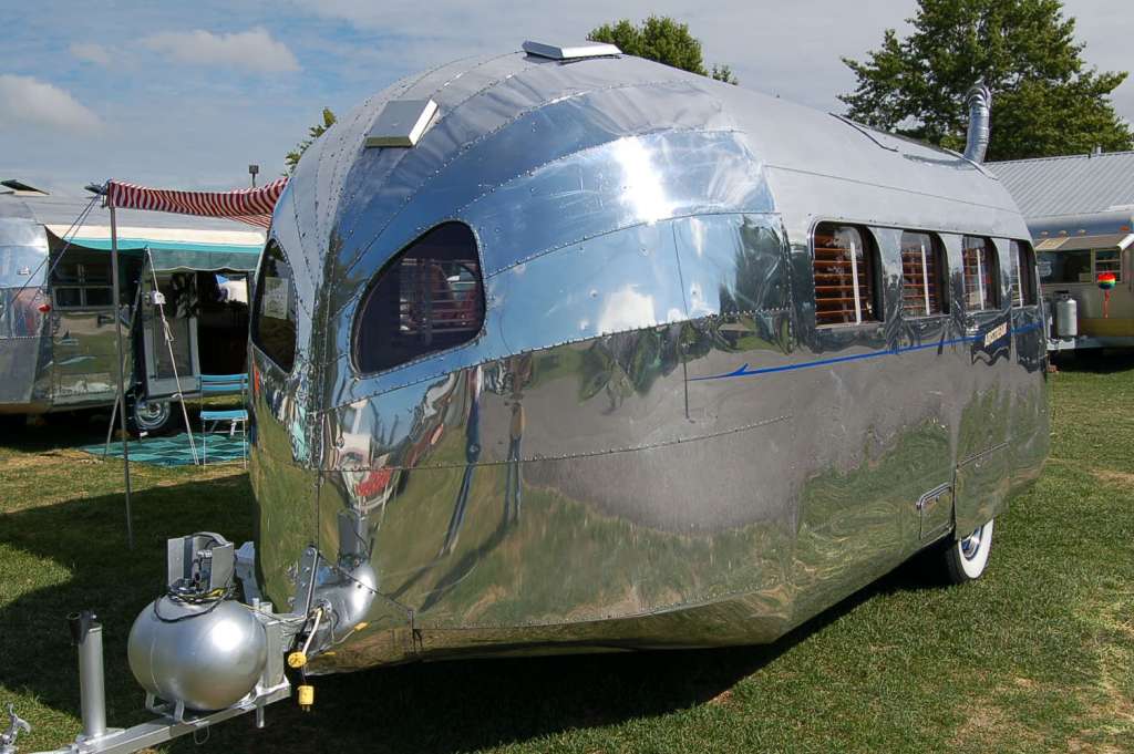 1936AirstreamClipper.jpg