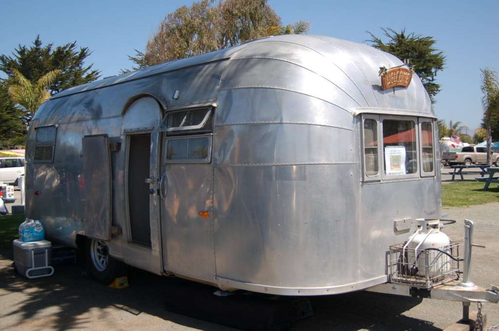 1953AirstreamFlyingCloud.jpg