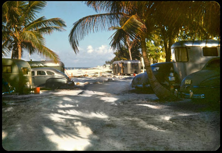 GulfBeachTravelTrailerParkSiestaKey.RedCoconutRVParkisinFt.Myers.1949-1.jpg